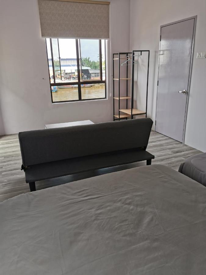 Mersingfirstfloor丰盛港二楼民宿 Ngoại thất bức ảnh