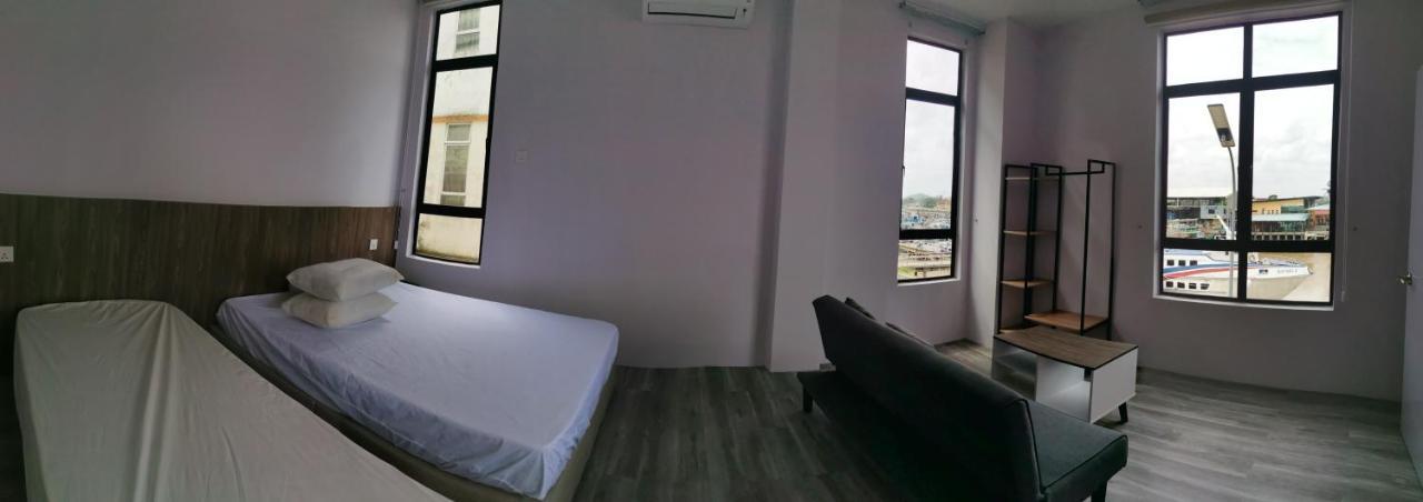 Mersingfirstfloor丰盛港二楼民宿 Ngoại thất bức ảnh