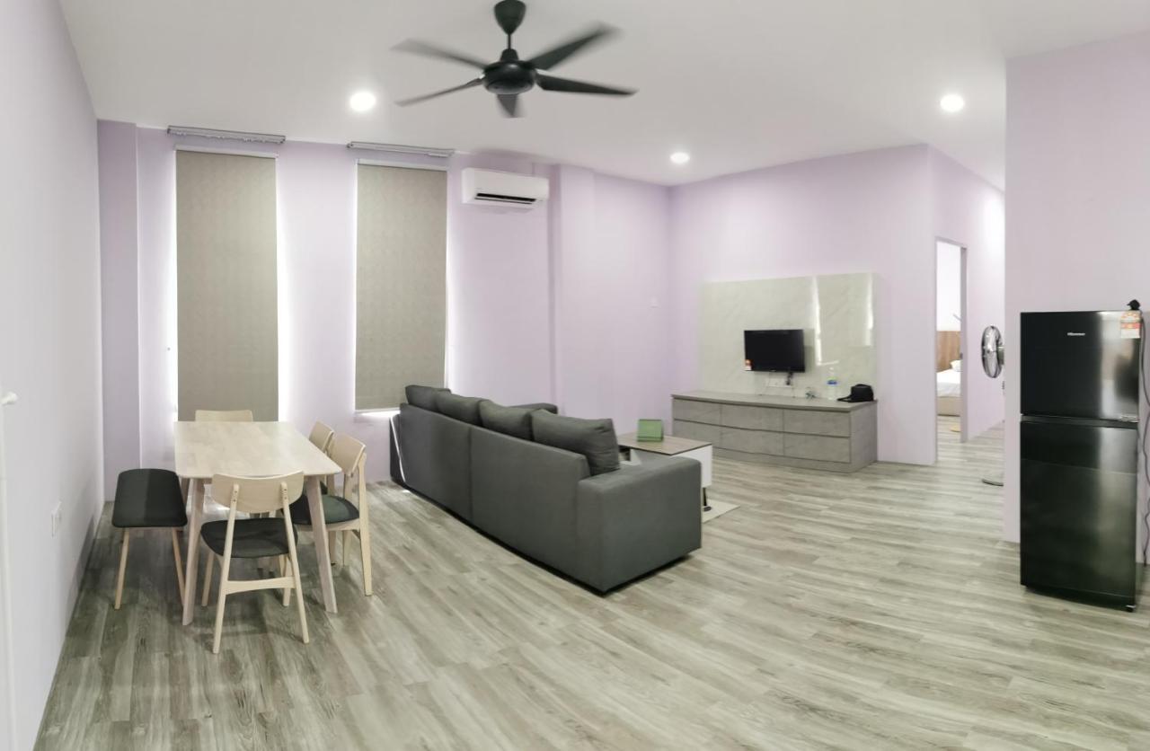 Mersingfirstfloor丰盛港二楼民宿 Ngoại thất bức ảnh