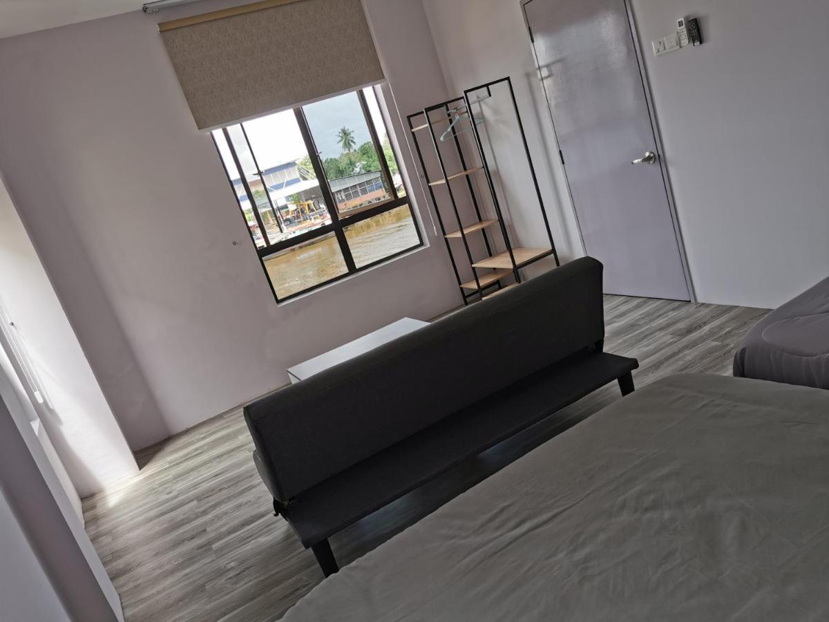 Mersingfirstfloor丰盛港二楼民宿 Ngoại thất bức ảnh